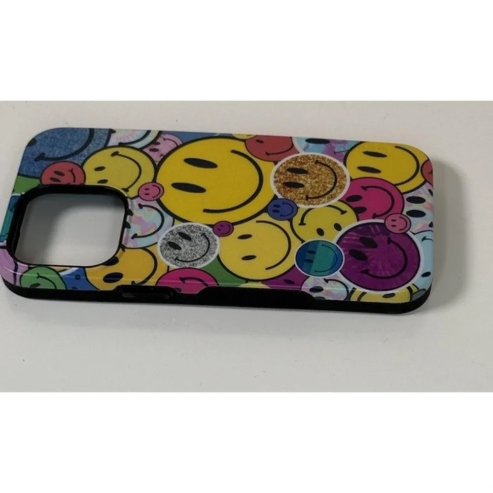 Casely iPhone 13 Pro Case Happy Faces Multi Color Smiley Face MagSafe Bold 81-04